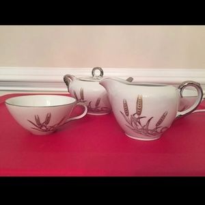 🌹THREE WHEAT 🌹two cups sugar bowl creamer